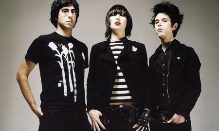 Yeah Yeah Yeahs ปล่อยหนังสารคดี ฉลองครบ 20 ปี อัลบั้ม Fever To Tell